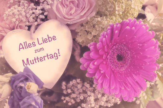 Alles Liebe zum Muttertag! Bunte Blumen mit Herz