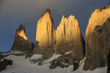 Sonnenaufgang Torres del Paine, Patagonien, Chile