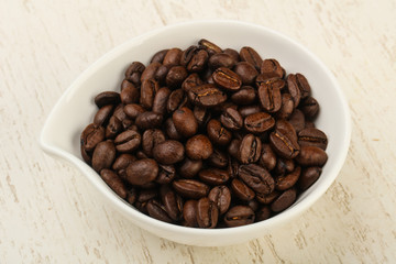 Roasted coffee beans