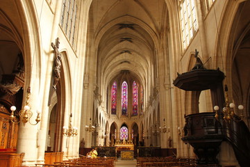 Fototapeta premium Nef de l'église Saint-Germain-l'Auxerrois à Paris