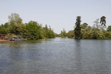 Lac inférieur du Bois de Boulogne à Paris	