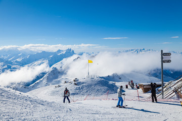 VAL THORENS, FRANCE - JANUARY 27, 2018: Summit Cime de Caron (3200 m.) in Les Trois Vallees France, the Worlds largest skiing area. - obrazy, fototapety, plakaty