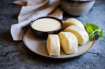 Mantou - Chinese steamed buns served with sweetened condensed milk