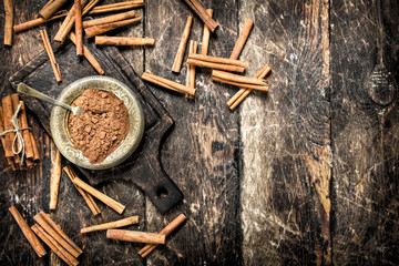 Ground cinnamon in a bowl.