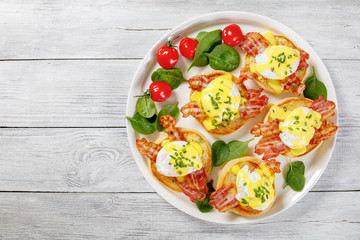 Eggs Benedict on a platter