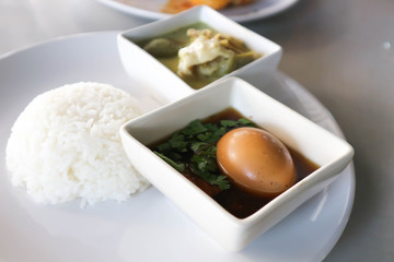 boiled egg in gravy