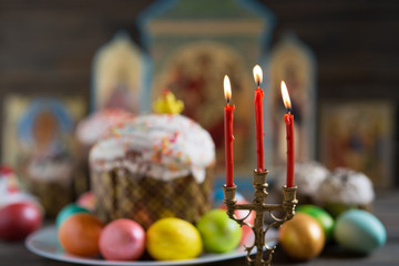 Easter cake and painted eggs