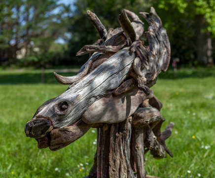 Sculpture de bois, cheval