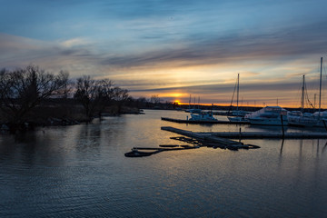 Fototapeta premium Sunset Pickering, series of photos capturing a sunset #4
