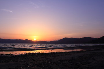 Obraz premium 田沢湖 夕日