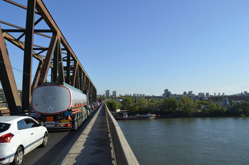 Dense traffic at city bridge