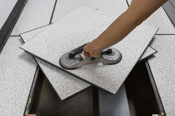 Suction Lifter - Tool platform - The open floor in Server room raised floor tile lifter