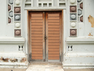 Fototapeta na wymiar old door