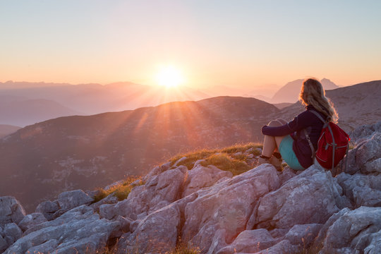 Sonnenaufgang am Berg