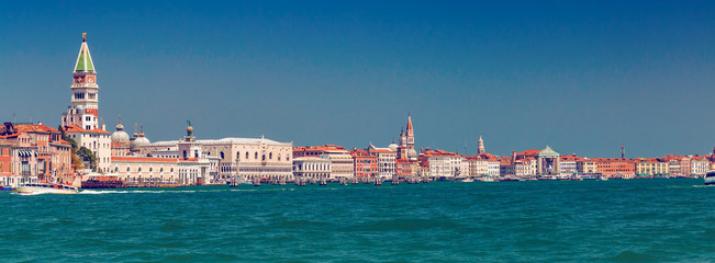 Fototapeta premium Panorama of Grand canal coast line in Venice