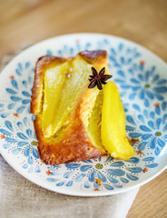 cake with pears