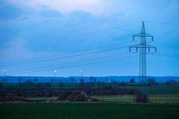 landschaft strommast