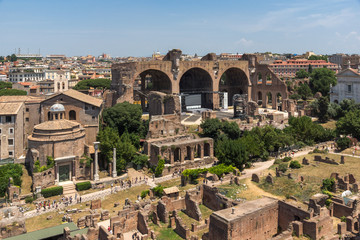 Obraz premium Panoramic view from Palatine Hill to ruins of Roman Forum in city of Rome, Italy