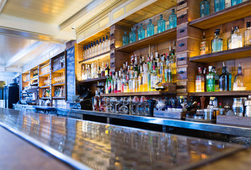 Illustration of empty bar with alcohol in restaurant. - obrazy, fototapety, plakaty