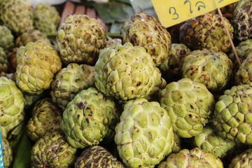 Obraz premium Sugar apple is delicious in the market