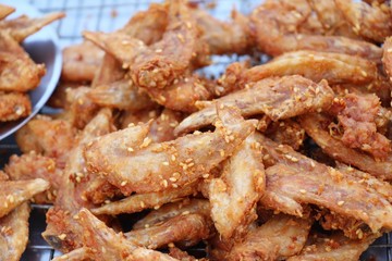 Fried chicken is delicious in street food