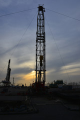 Oil drilling rig