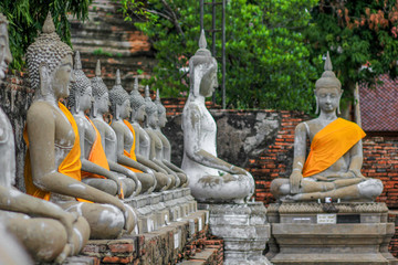 Wat Yai Chaimongkol the Buddhist wisdom of Ayutthaya with an overview and resource guide for everything is a Buddhist temple in Ayutthaya, Thailand. - obrazy, fototapety, plakaty