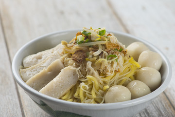 clear asian soup noodles