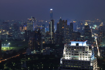 Naklejka na ściany i meble Bangkok cityscape night