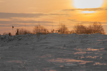 sonnenaufgang im winter 