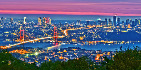Panoramic view of Istanbul with the Bosphorus Bridge - obrazy, fototapety, plakaty