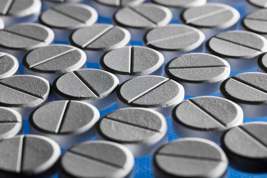 Rows of paracetamol pills
