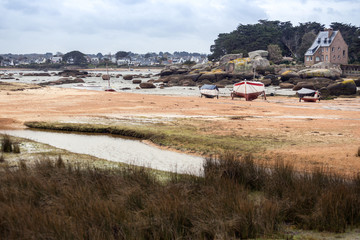 Obraz premium boats at low tide