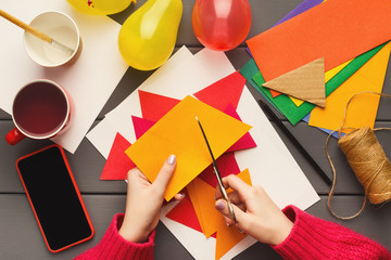 DIY holiday background, birthday party decorations