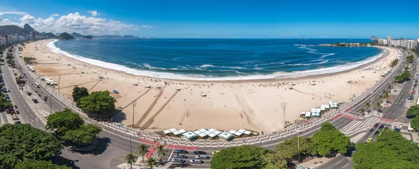 Papier Peint photo autocollant Copacabana, Rio de Janeiro, Brésil Wide Angle Panoramic View of Copacabana Beach in Rio de Janeiro, Brazil