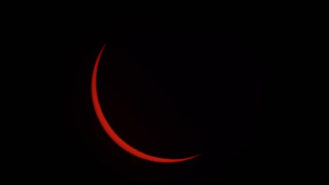Timelapse of the Great Eclipse of 2017 as it nears totality