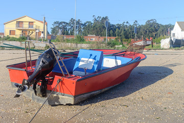 Fototapeta na wymiar wooden fishing boat on the coast