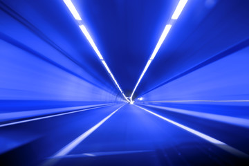 Highway tunnel 