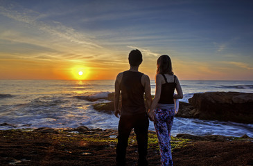 Fototapeta premium Watching the Sunrise