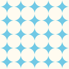 Pattern with quatrefoil