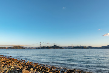 Fototapeta premium 来島海峡大橋と瀬戸内海