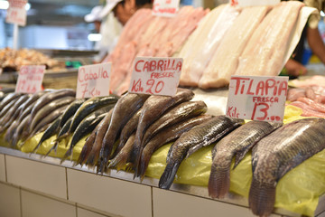 Marché aux poissons à Arequipa au Pérou