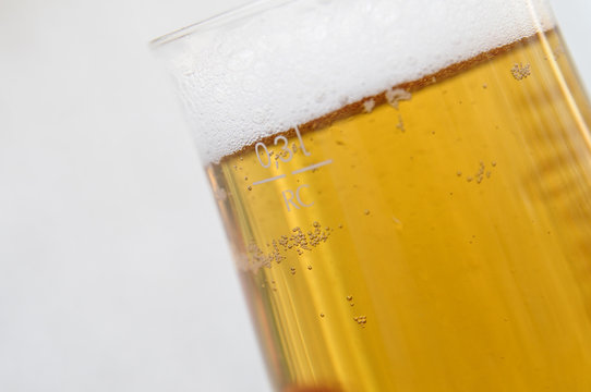 Bierglas mit Eichstrich