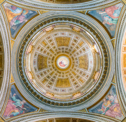 Obraz premium The dome with the four evangelists by Giovanni Battista Ricci and 