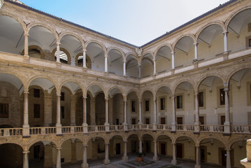 Fototapeta na wymiar Courtyard of Palazzo Reale in Palermo, italy