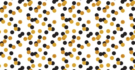 Behang Abstracte polka dot patroon met gouden glitter effect. Confetti-viering, vallende gouden abstracte decoratie voor feest, verjaardag, jubileum of evenement, feestelijk. Festivaldecor. Vector © jennylipmic