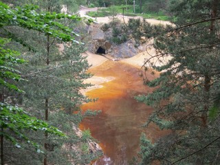 Rudawy Janowickie, Kolorowe jeziorka, widok na jeziorko czerwone © Ewa