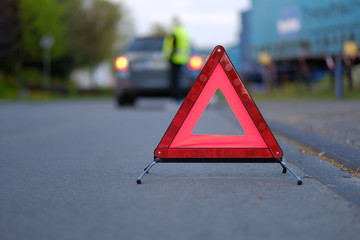 Warndreieck an Unfallstelle