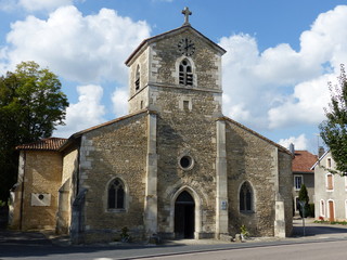 Fototapeta na wymiar Dorfkirche in Domremy-la-Pucelle