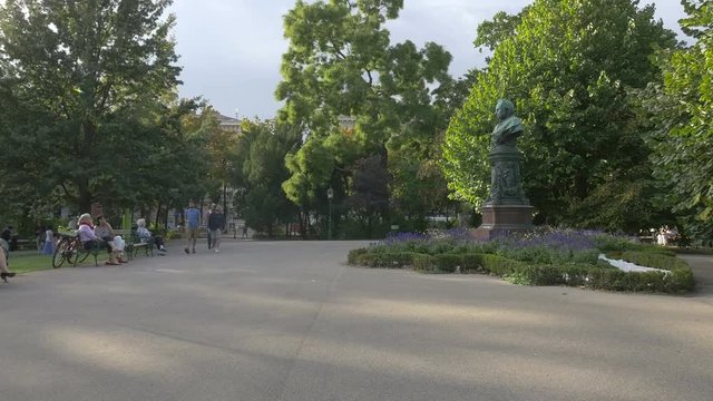 Bust of Dr. Andreas Zelinka in Stadtpark